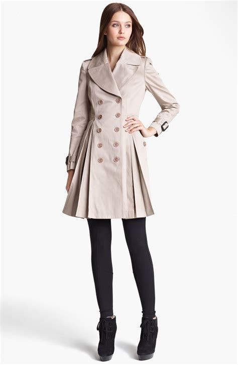 burberry pleated trench coat